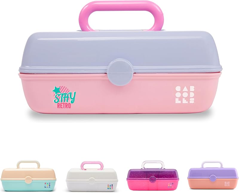 Caboodles Pretty in Petite Maleta de Maquiagem Periwinkle sobre Pink com 2 bandejas giratórias, espelho e fecho