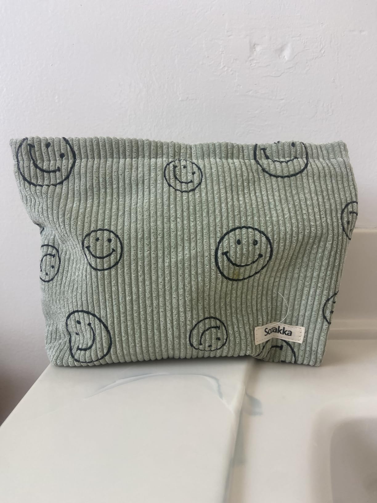 Gardsell Cosmetic Bags for Women - Corduroy Cosmetic Bag Aesthetic Women Handbags Purses Smile Dots Makeup Organizer Storage Makeup Bag Girls Case Bags (A-Beige) 3 Ounce