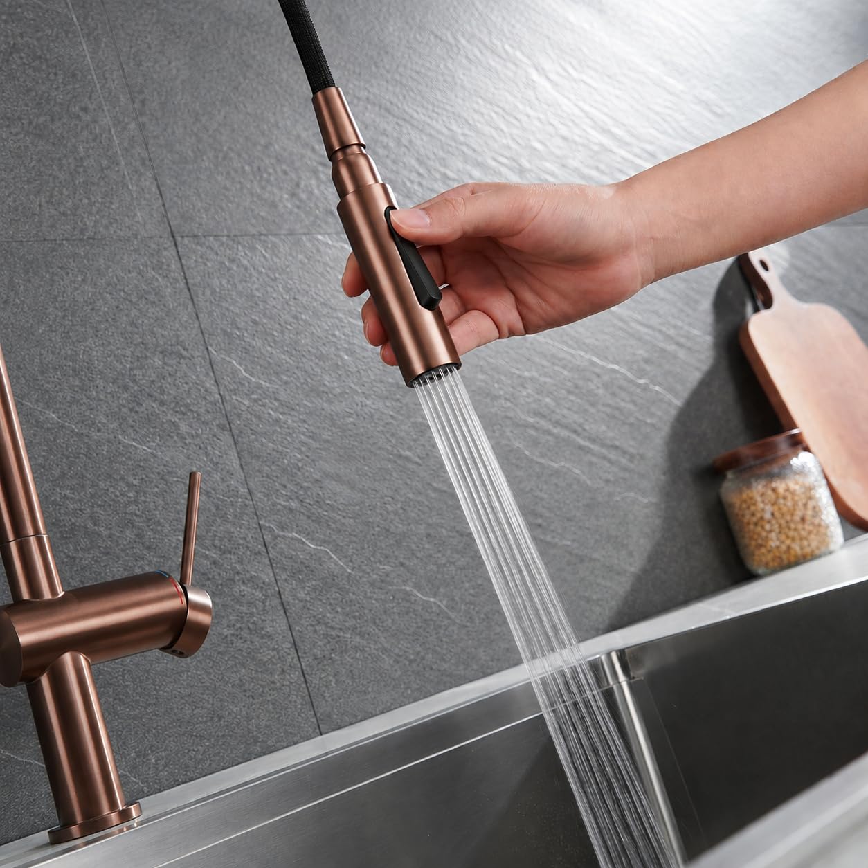 Grifo Cocina Extraíble con Doble Función | Grifo Fregadero Cocina Monomando Flexible y Giro 360° | Diseño Moderno IMEX Berna (Oro rosa cepillado)