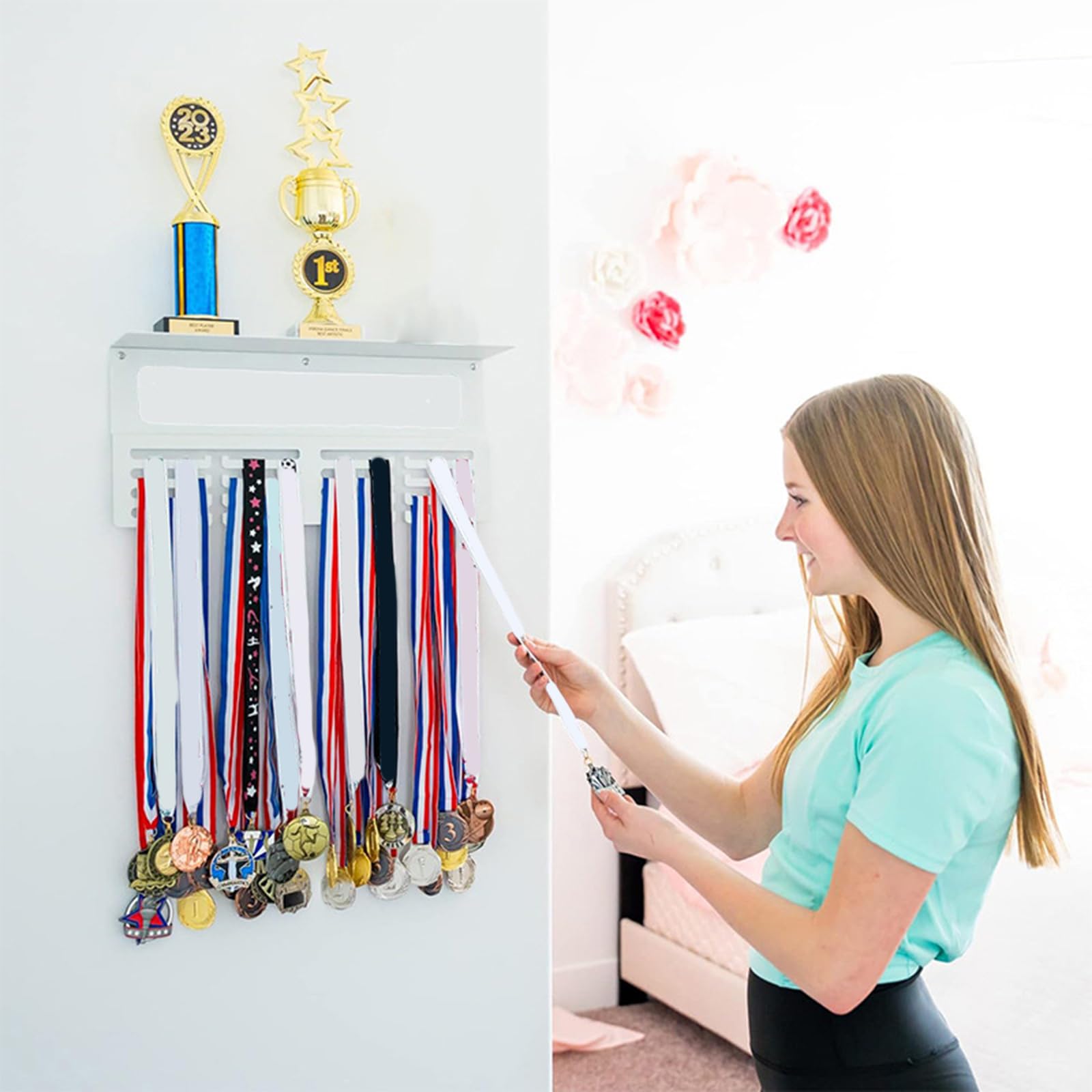 Praktischer Erweiterbarer Trophäen Aufhängeständer Mit Rutschfestem Clip Stabile Metallkonstruktion Für Mehrere Medaillen Sportmedaillen Wandorganisatoren