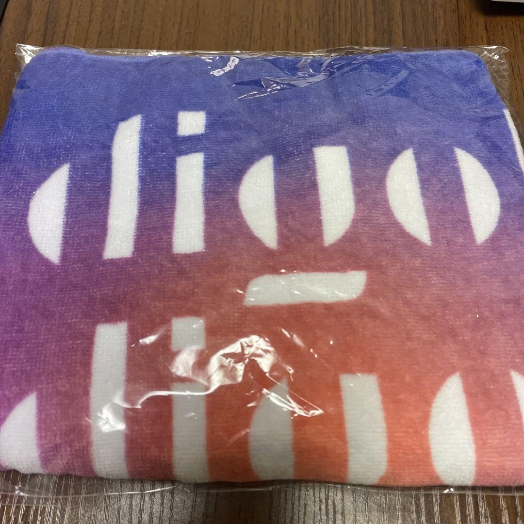 Amazon.co.jp: indigo la End 春フェス タオル : ホーム＆キッチン
