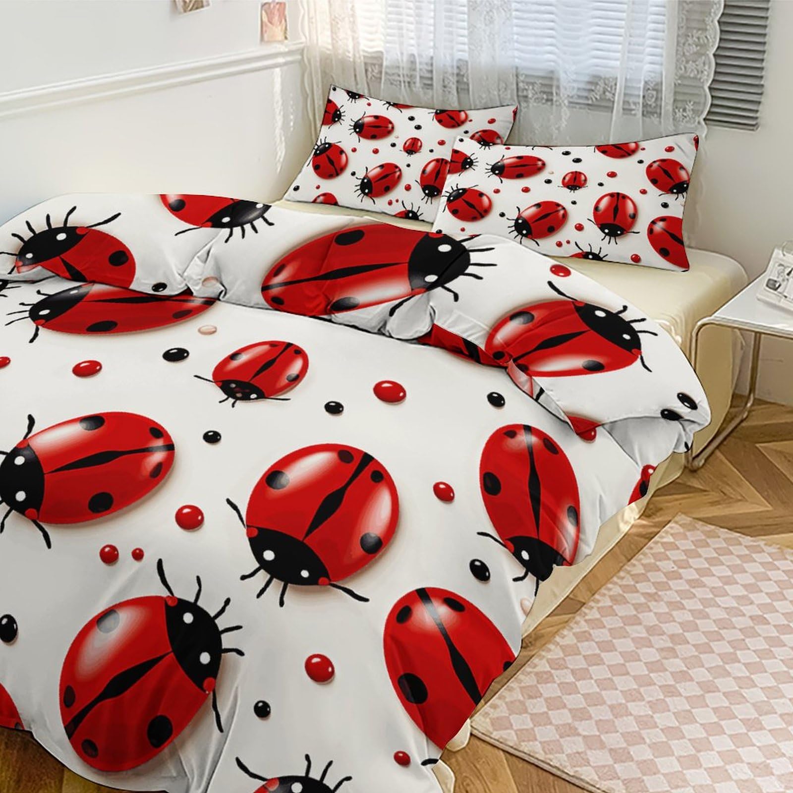 Parure de lit réversible coccinelle 228x228 cm douce avec ses 2 taies d'oreiller