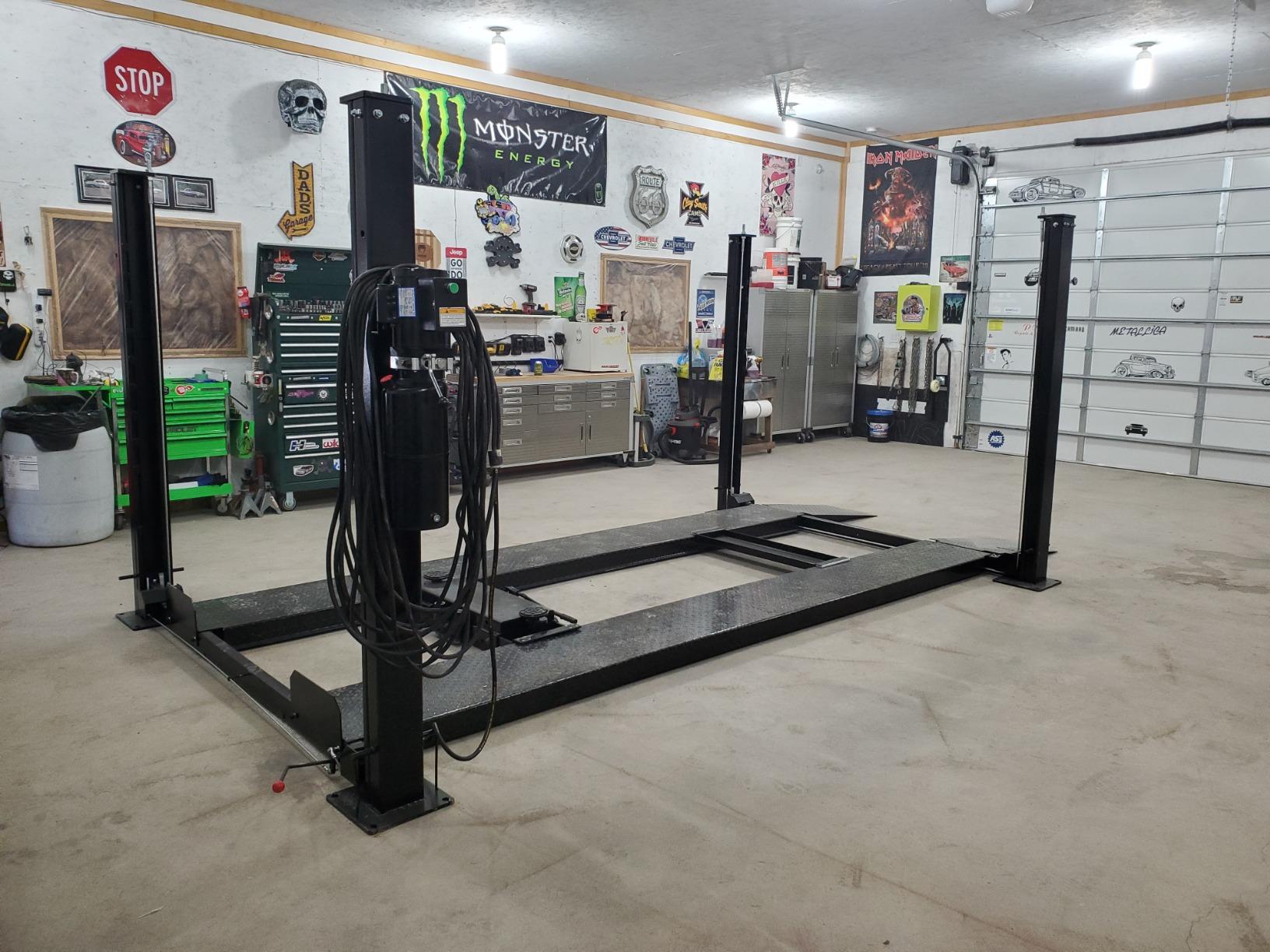 Car lift installation