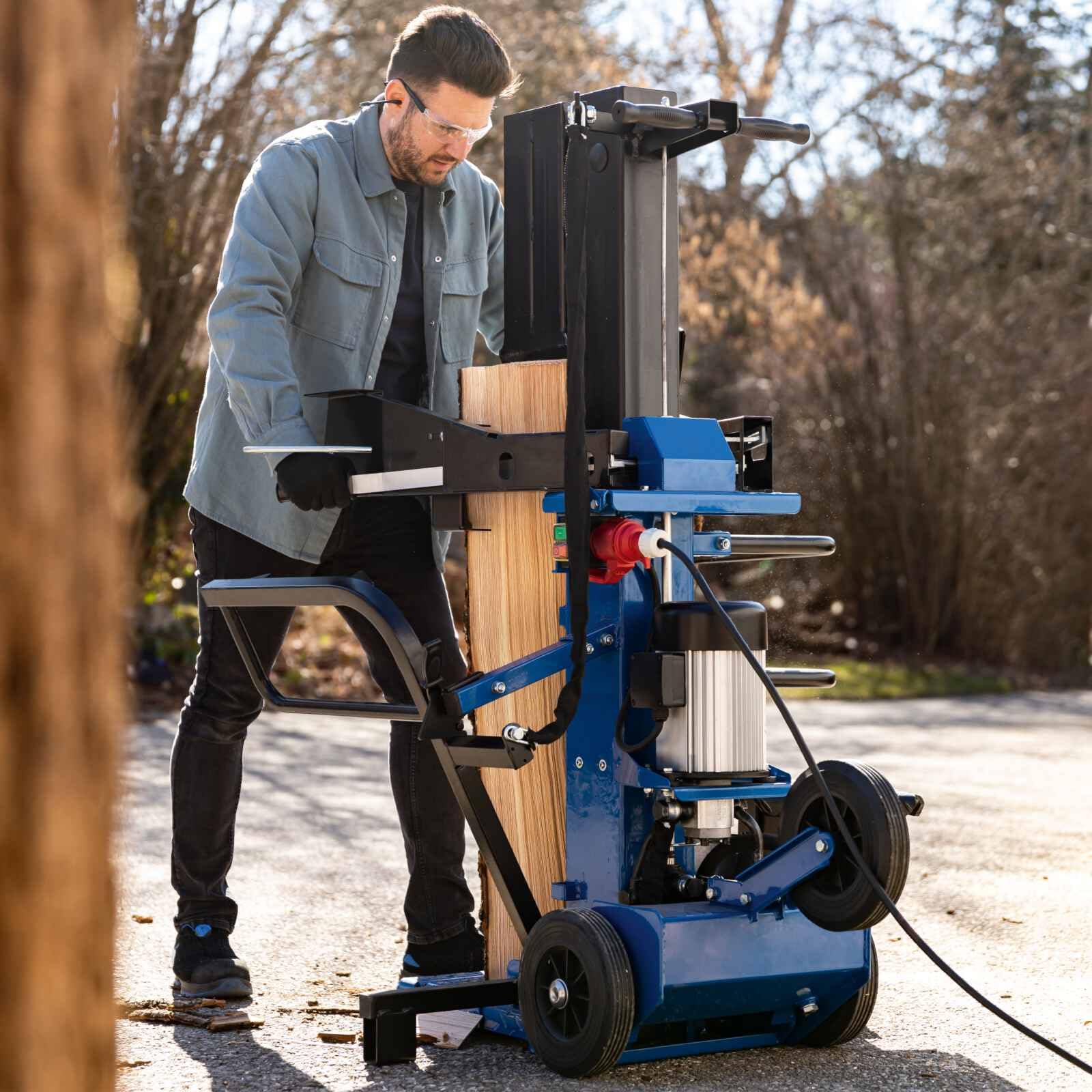 Scheppach Compact 15T Fendeur de bois vertical - 15 tonnes - 400 V - 3500W