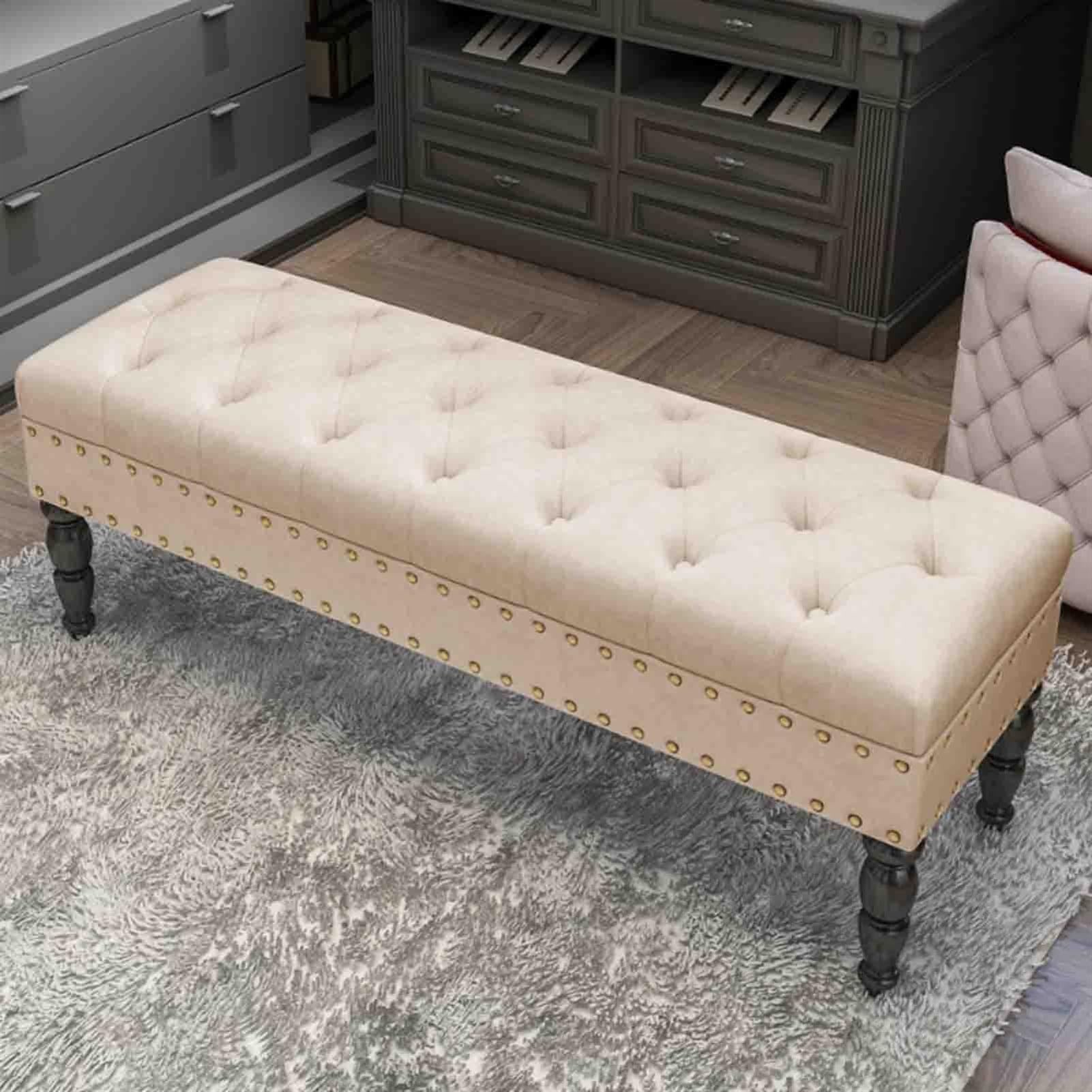 Banc de lit kaki pour une chambre élégante et ordonnée