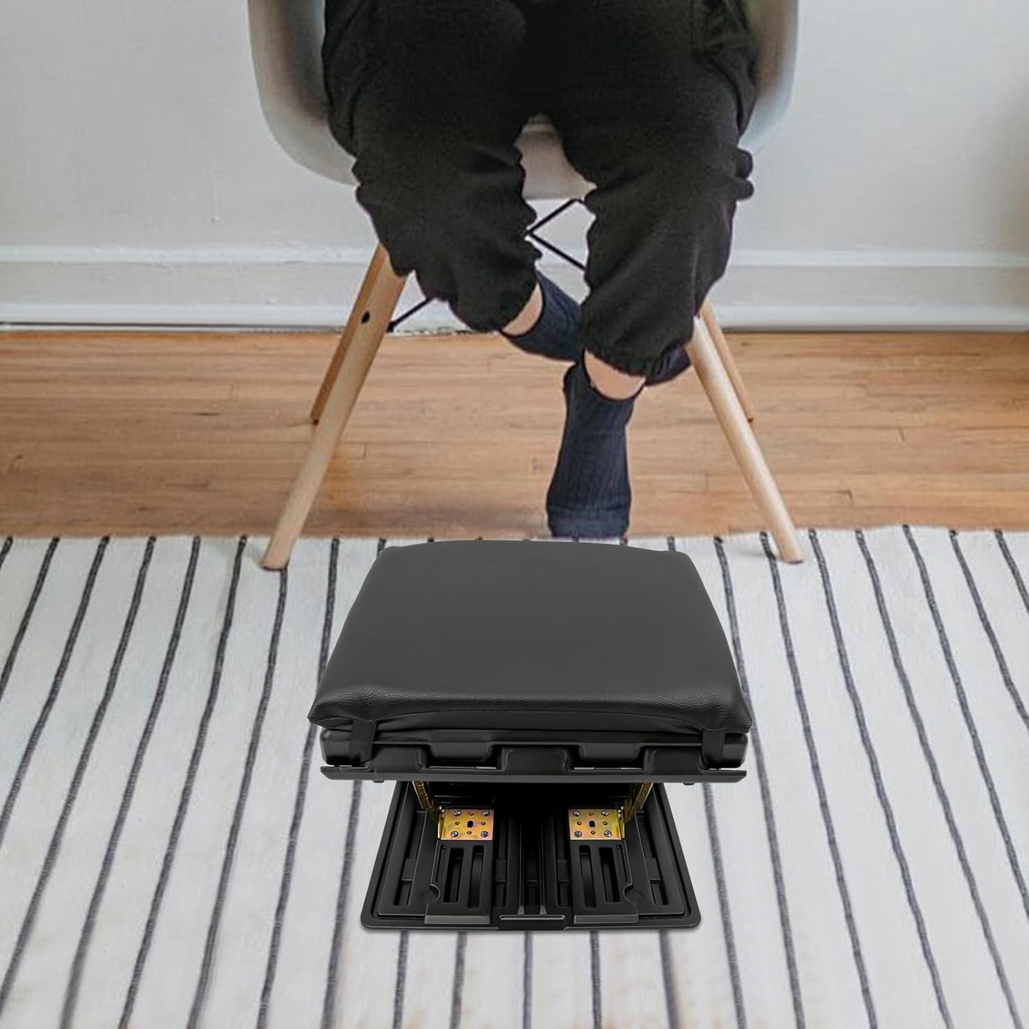 Adjustable Footrest, 4-Level Expanded Footstool Foot Rest Pad Under Desk Footrest, Footrests for Under Desk Foot Stool, Car Desk Footrests, Office Foot Rest Under Desks