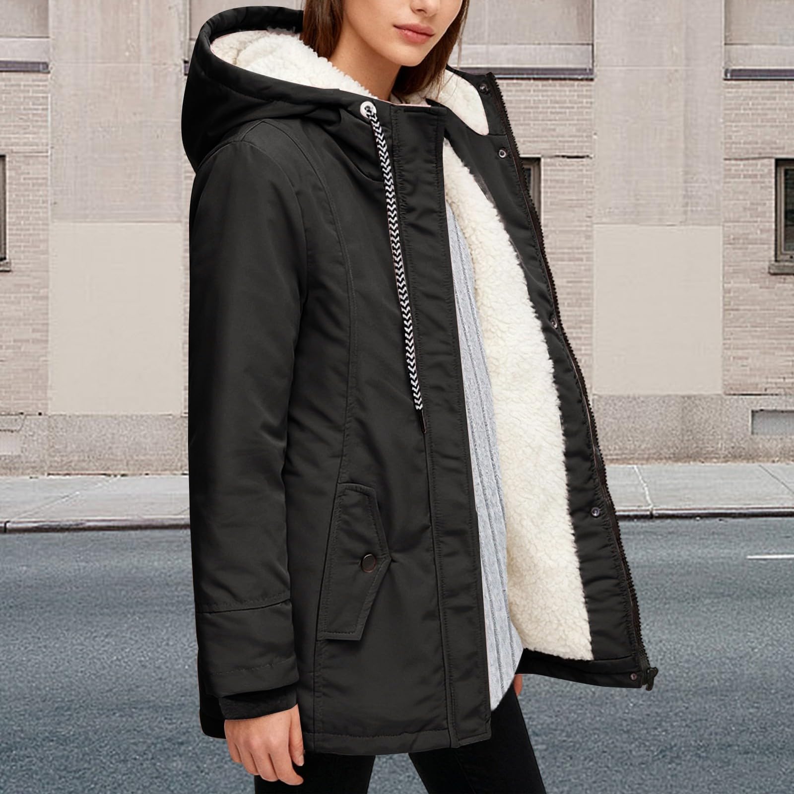 Chaqueta con capucha y forro polar, cortavientos, estilo softshell, ideal para otoño e invierno, cálida y cómoda.