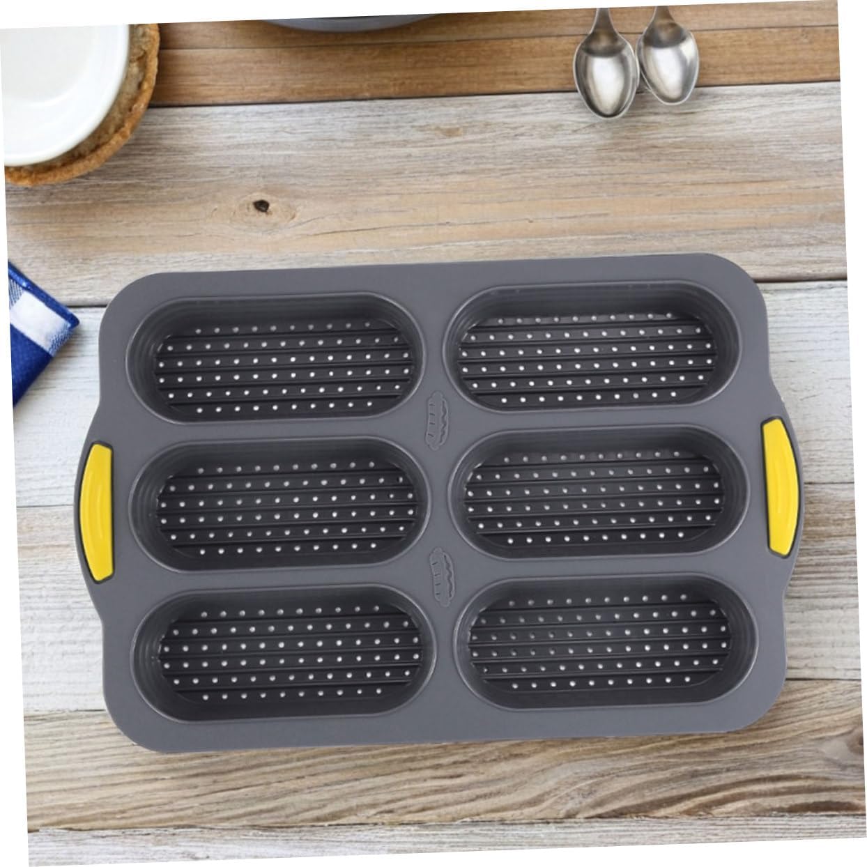 Silicone Hot Dog Bun Pan 6-Cavity Non-Stick Baking for Homemade Baguette Rolls Easy Release Heat Resistant Reusable Ideal for Family Gatherings