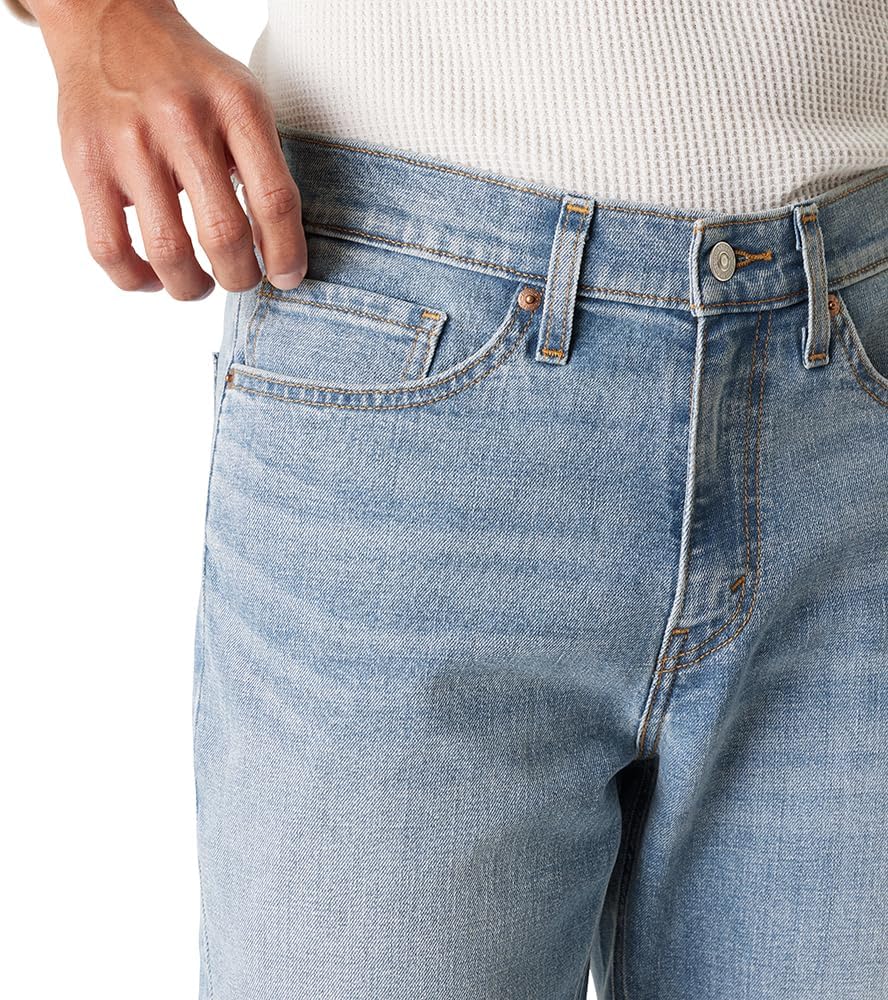 Levi Strauss Signature Gold Men's Athletic Fit Jean - Image 4