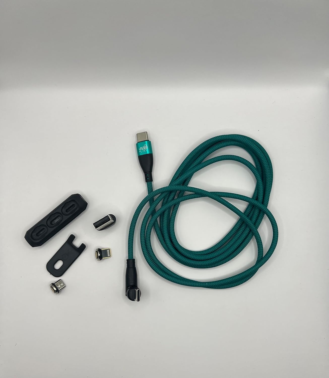 540º USB Type ‘C’ 3-in-1 Magnetic Fast Charging Cable with Magnetically Interchangeable Tips for Micro USB, USB Type ‘C’, and iProducts (Green)