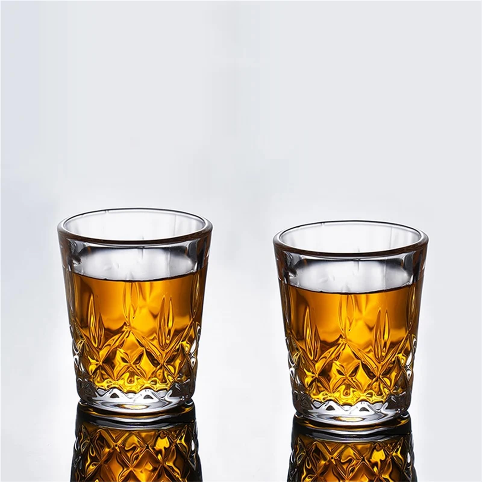 Kristallgläser 50 ml geschnitzte Weinglas Bar Whiskey Cocktail Brandy Gläser Trinkgeschirr 6 Stück transparente Tasse Restaurant Kaltgetränkebecher