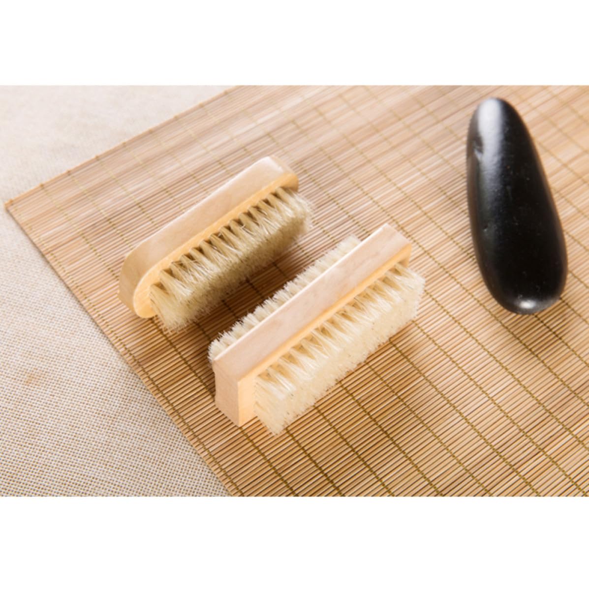 Beavorty 5 Pcs Pig Mane Cleaning Brush Set Made of Lotus Wood for Hand Nail Scrubbing and Gently Exfoliating Dry Skin, Excellent Workmanship Household Cleaning Brushes for Personal Care