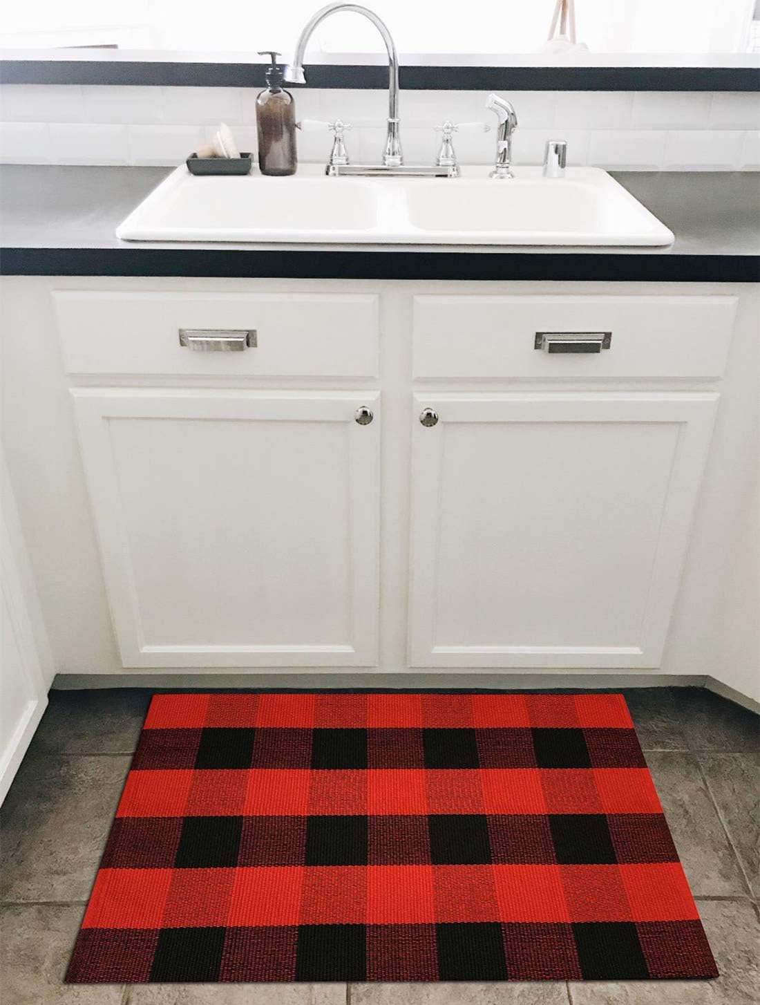 Ukeler Buffalo Check Rug 2'×3'- Machine Washable Buffalo Plaid Outdoor Doormat, Buffalo Plaid Rug for Front Porch/Kitchen/Sink/Bathroom