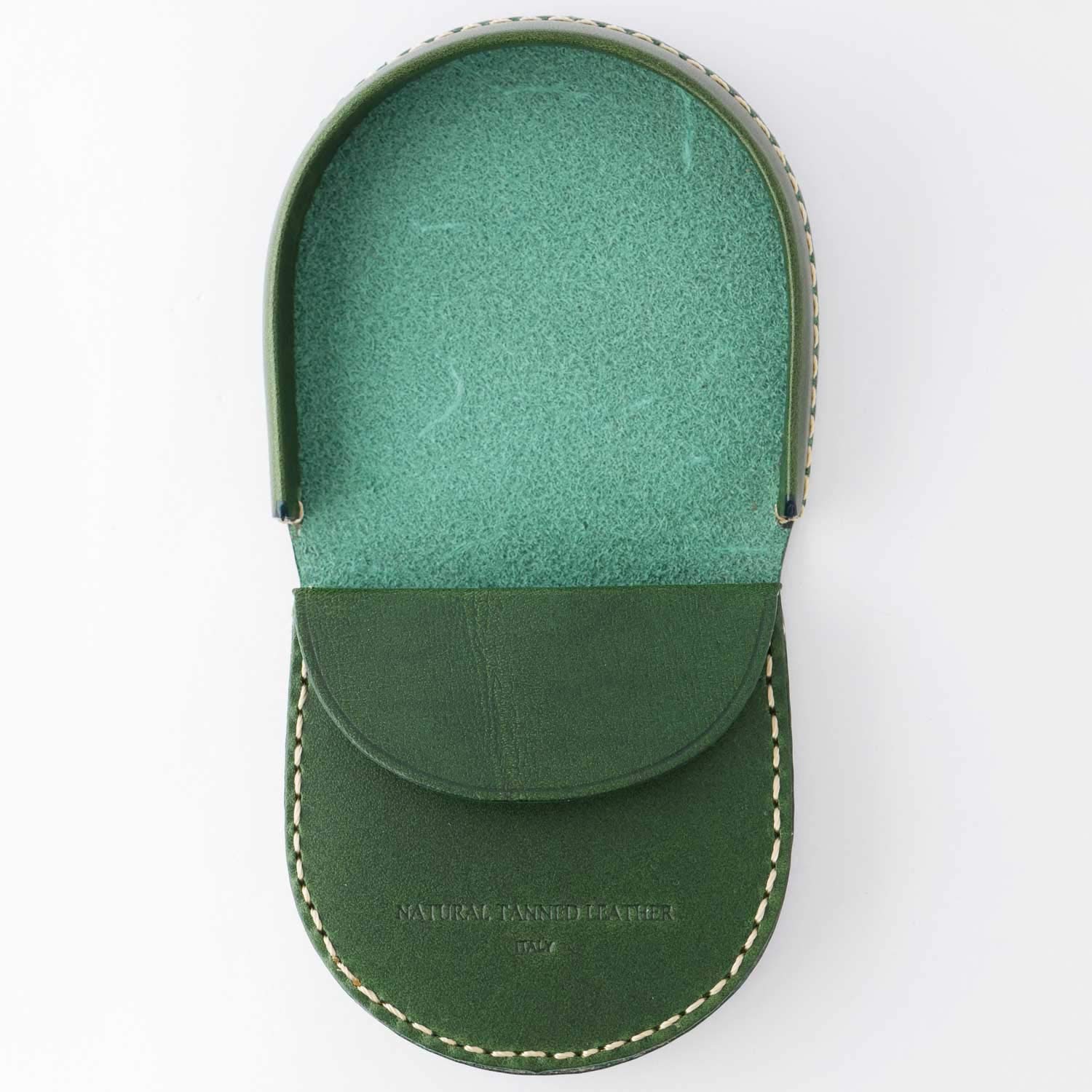 Amazon.co.jp: タフト小銭入れ イタリアンレザー 馬蹄型 ギフト BT 本