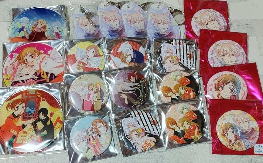 Amazon.co.jp: 神様はじめました アクリルコースター 缶バッジ ルーム