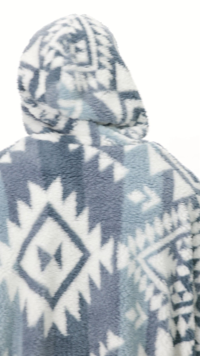 Amazon.com: Cathay Home Coleman Oversized Wearable Sherpa and