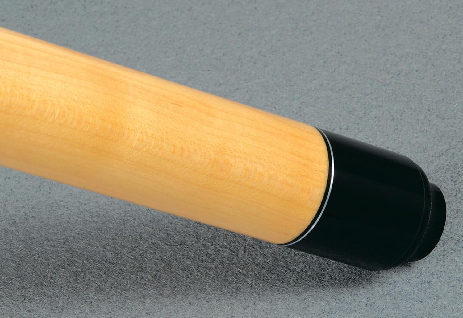 McDermott Lucky L4 Pool Billiard Cue with 1x1 Soft Case