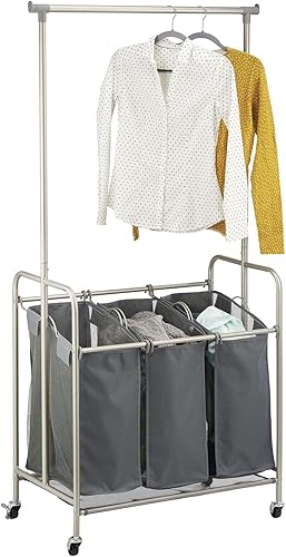 mDesign Clasificador de ropa portátil con ruedas y barra para colgar ropa, sistema de carrito de metal resistente con 3 cestas organizadoras de