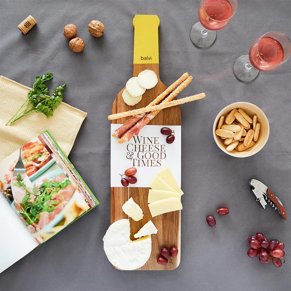 balvi Käseplatte The Bottle Akadienholzplatte zum Schneiden und Servieren von Käse in Form Einer Wein
