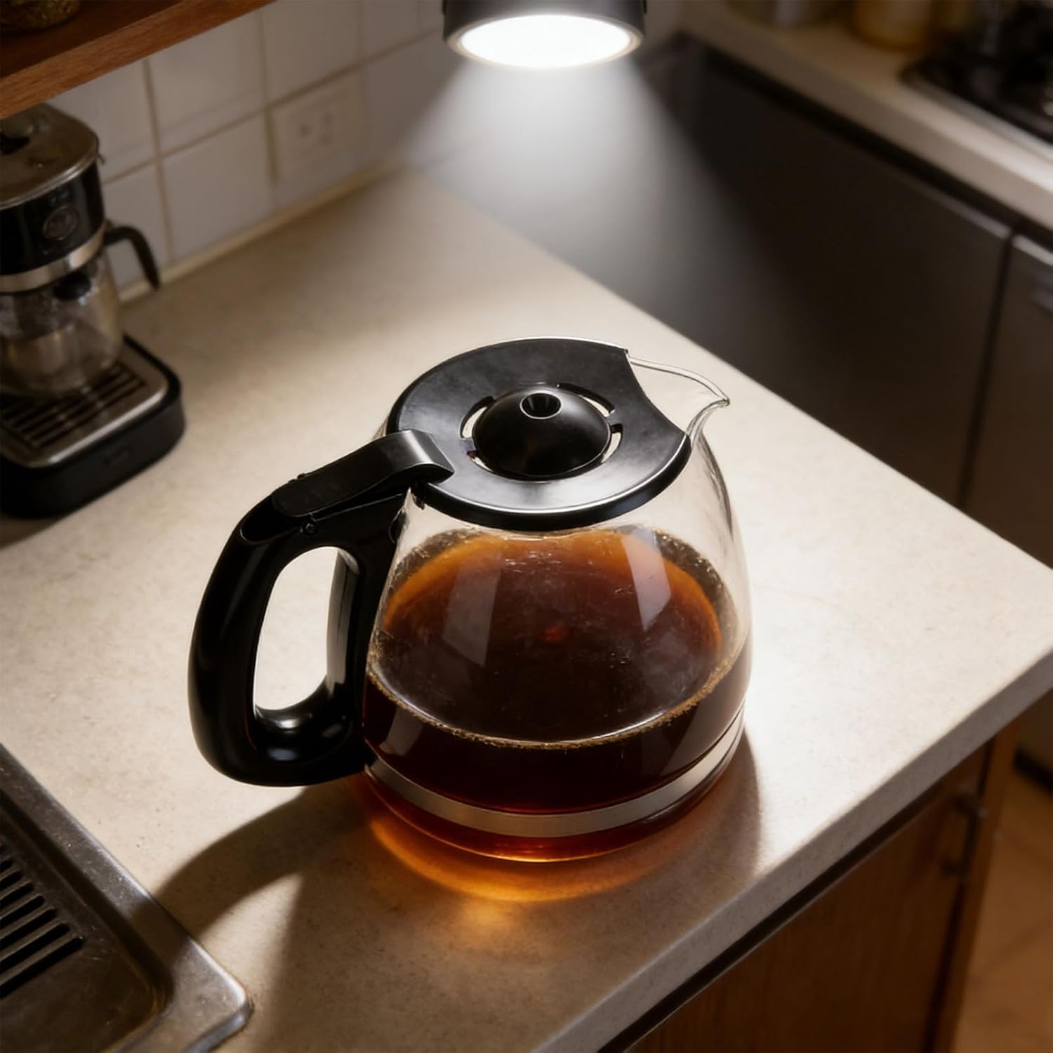 Vikye Glass Coffee Carafe with Handle, Heat Cold Proof Borosilicate Coffee Pot Drip Proof Spout Wide Mouth Design, for Kitchen (Replacement for BD 12 Cup 1.8L)