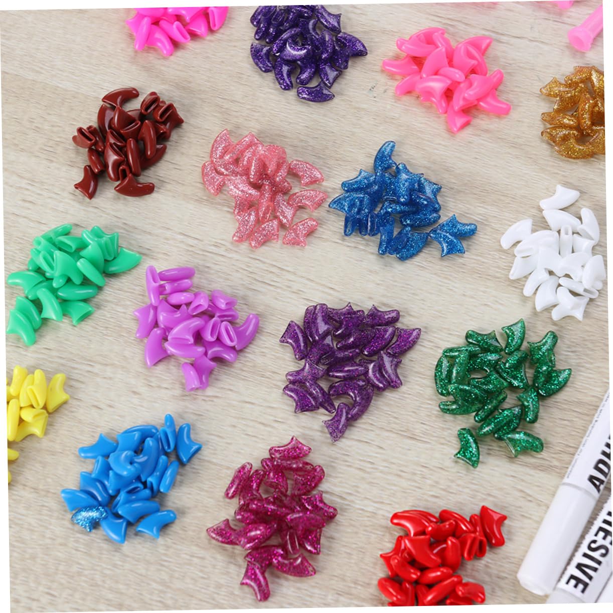 INOOMP 300pièces Couvre- pour Animaux De Compagnie Colorée pour Griffes De Chat Et Chien Doré Et Pratique Et