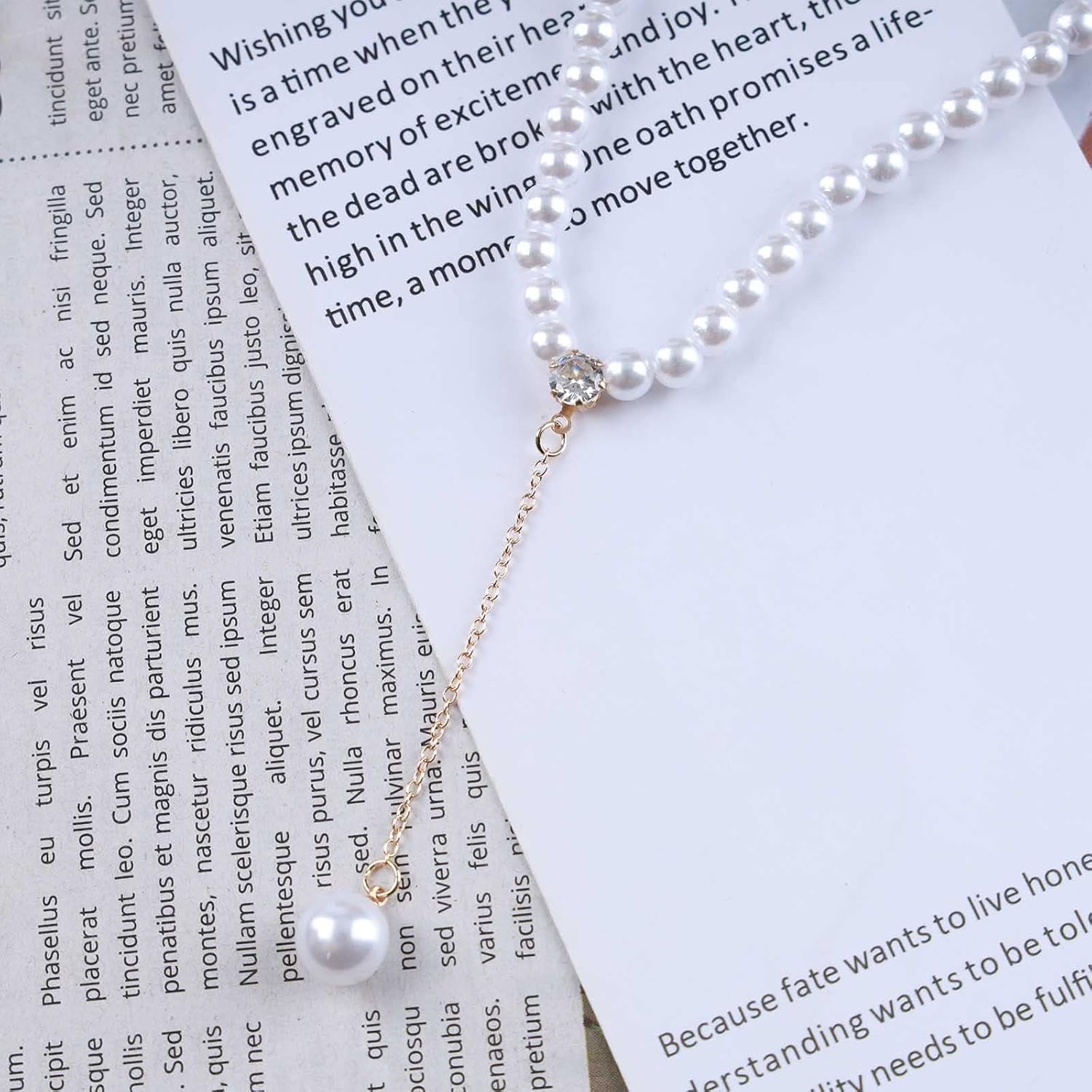 Andelaisi Boho Pearl Y Lariat Choker Necklace Gold Pearl Y Drop Necklace Vintage Crystal Pearl Pendant Necklace White Pearl Bead Y Necklace Jewelry for Women - Image 4