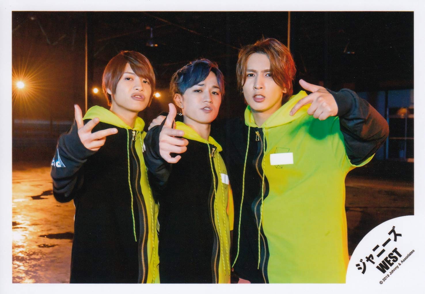 Amazon.co.jp: ジャニーズWEST 公式生写真 （集合）WA00620 : おもちゃ