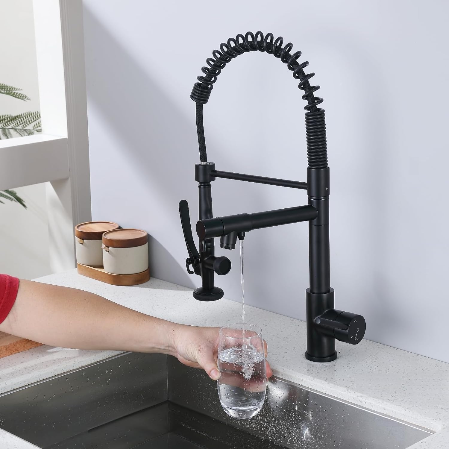 Trinkwasserhahn, Küchenspüle, Wasserhahn mit herausziehbarem Sprüher, 3-in-1-Wasserfilter-Reiniger-Armaturen, strapazierfähig, kommerzieller Stil, Küchenarmatur, mattschwarzer Filter