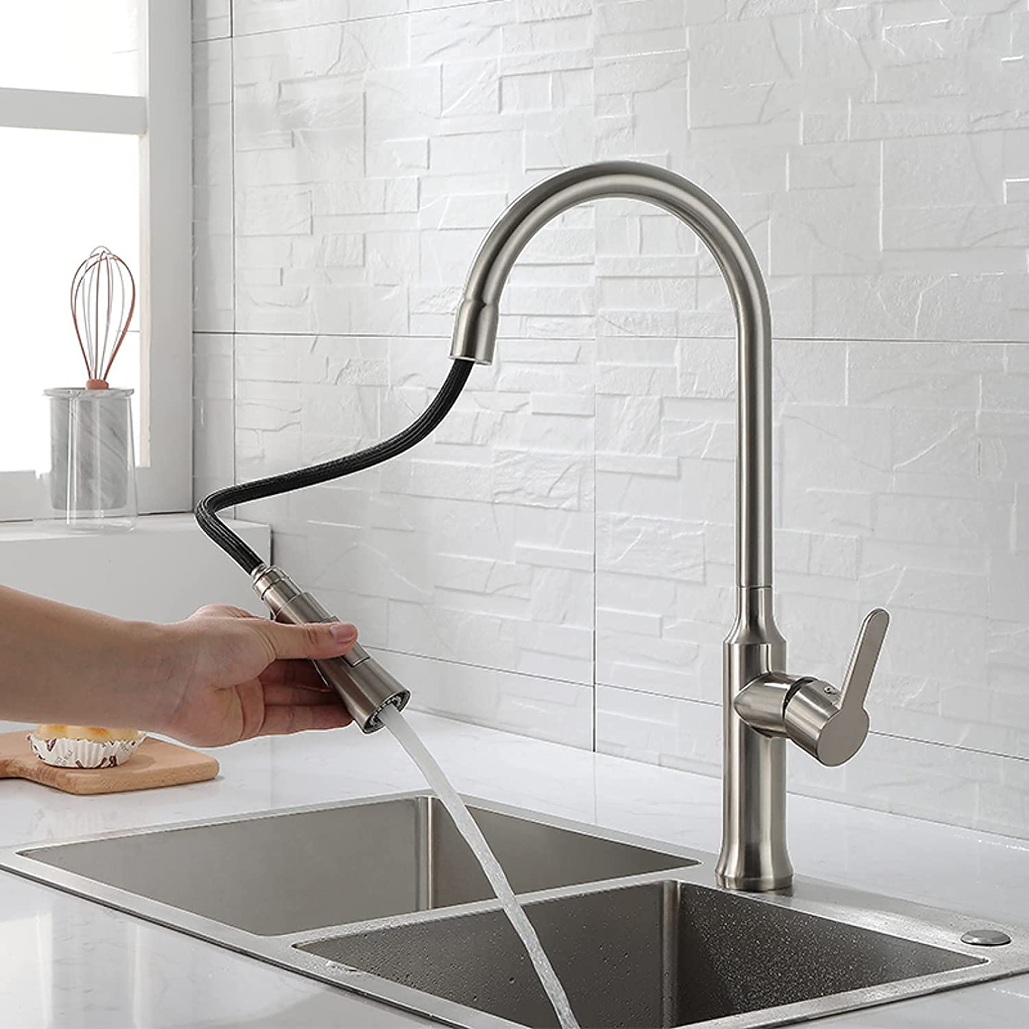 Robinet de cuisine extractible en cuivre pour nettoyer facilement votre grand évier