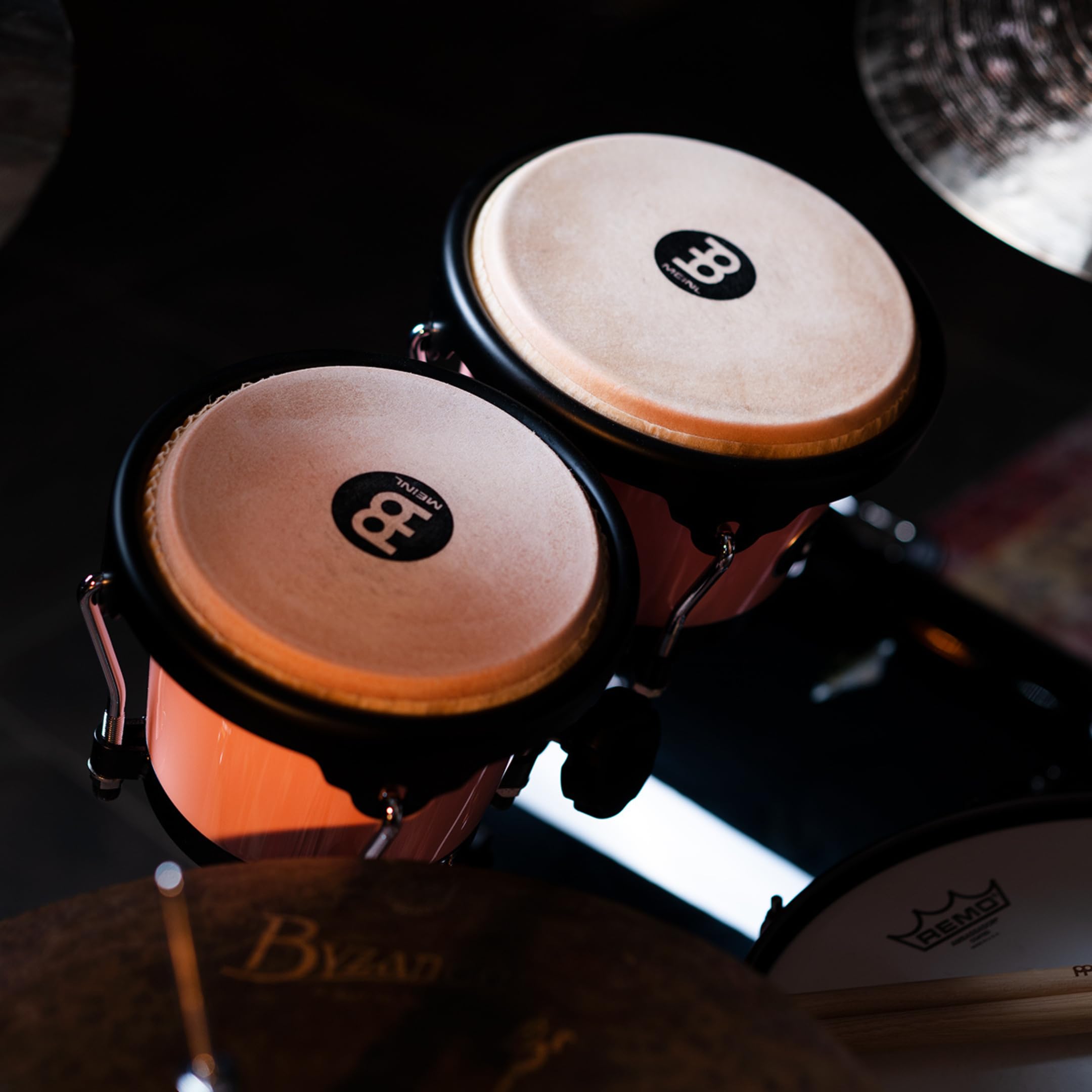 Meinl Percussion Bongos Journey Series - 2 Handtrommeln mit 6,5 und 7,5 Zoll - inkl. Stimmschlüssel - ABS Kunststoff, Pink (HB50FP)