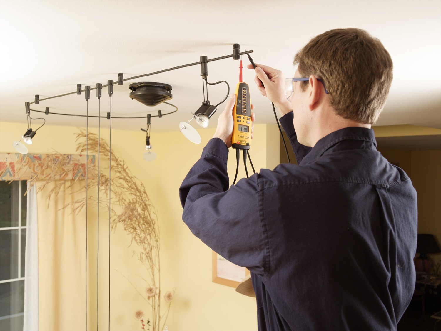 Fluke T+PRO Electrical Tester,Small - Multi Testers - 