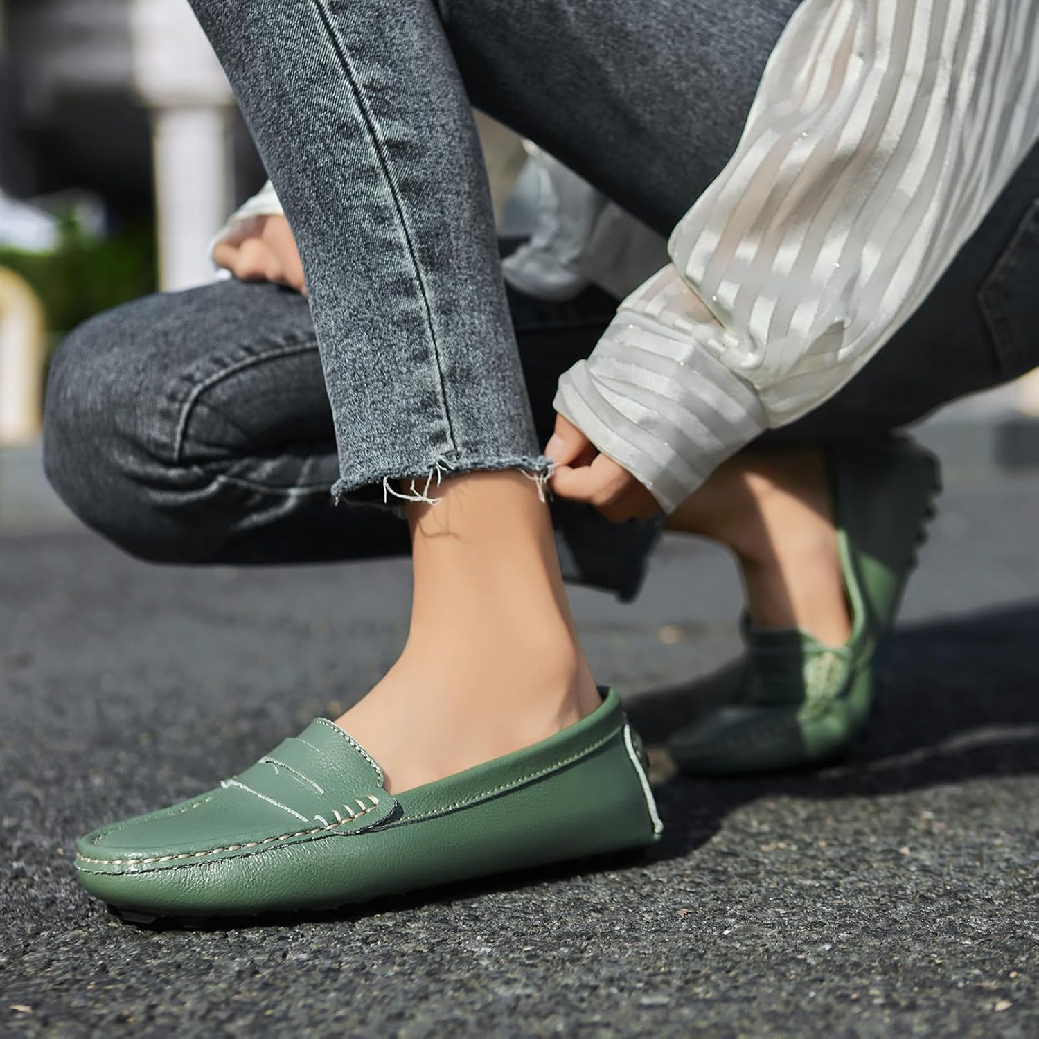 Artisure Women's Classic Comfort Leather Penny Loafers Casual Slip-Ons Lightweight Walking Flats Driving Mocs Boat Shoes - Image 8