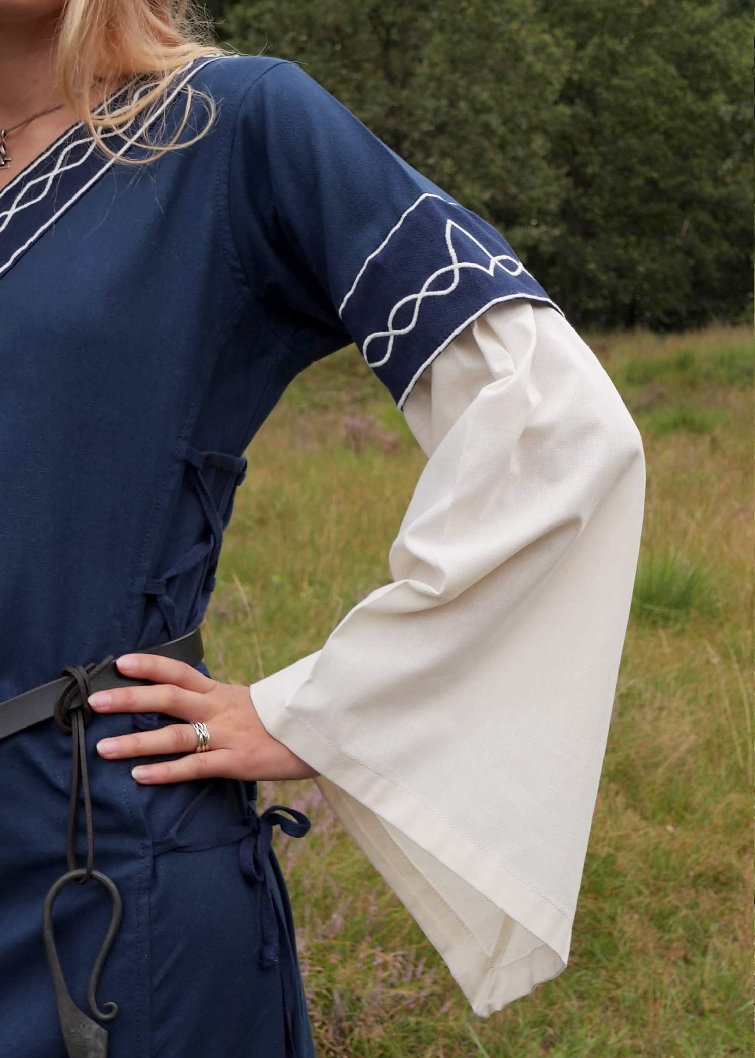 Battle-Merchant Alvina - Abito Medievale Lungo da Donna - Maniche Lunghe - Cotone - Ideale Come Costume Vichingo o di Carnevale