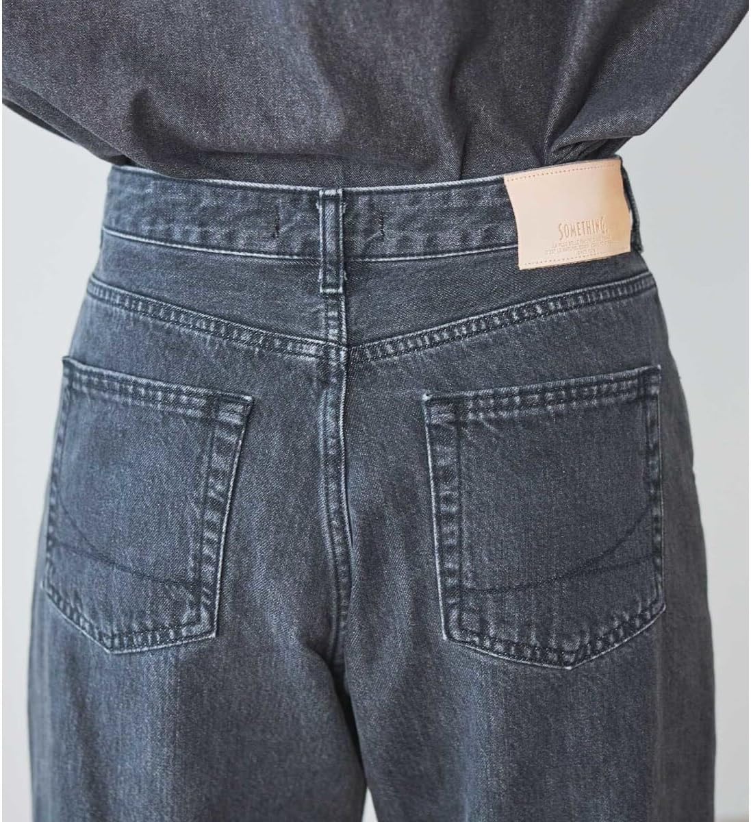 [サムシング] ELSA ヴィンテージルーズストレートパールデニムパンツ