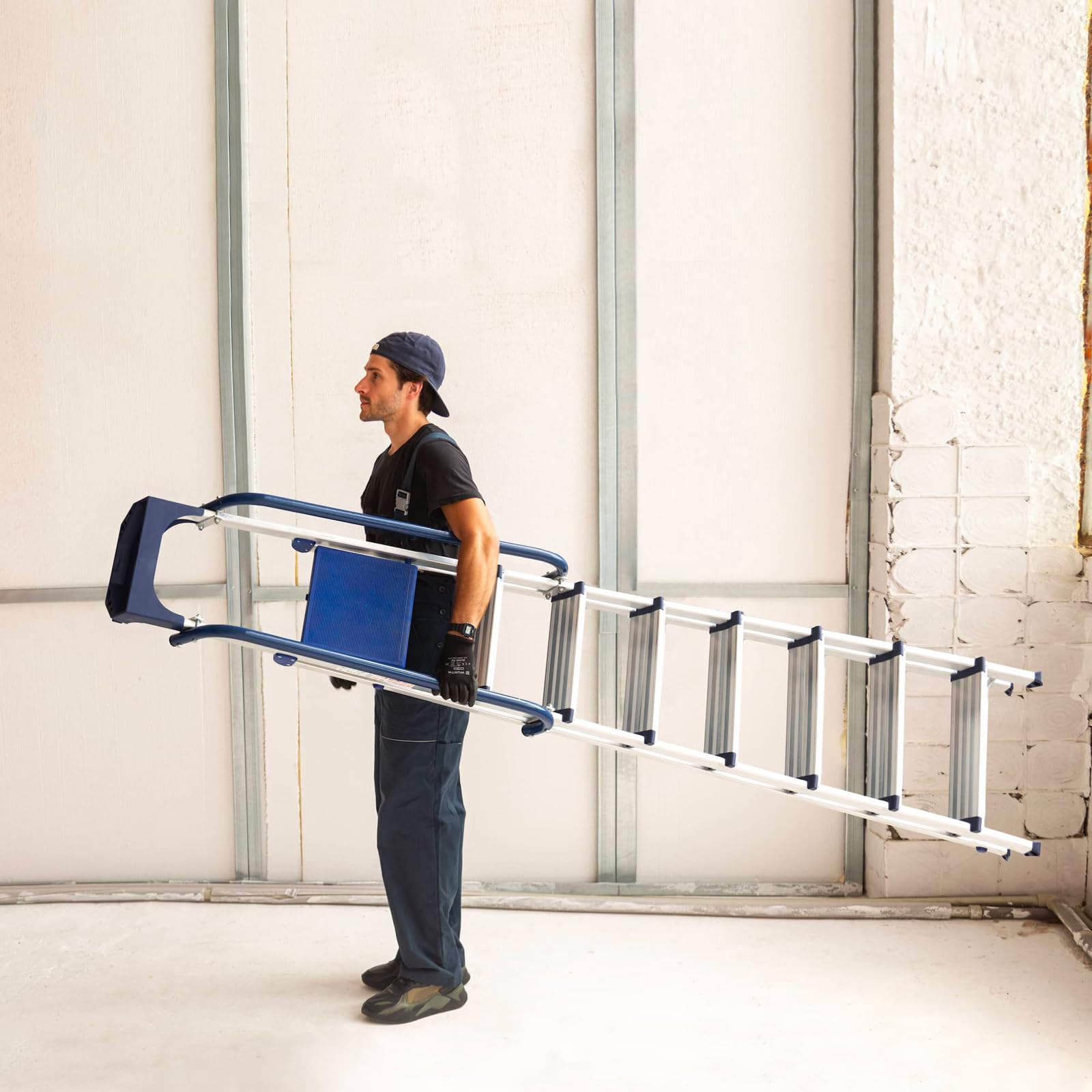 HOSTRÖM Escalera de Tijera de 8 peldaños Secure Pro, Aluminio Reforzado, Segura con barandillas, Bandeja portaherramientas, Altura de Plataforma 182 cm, garantía de 5 años