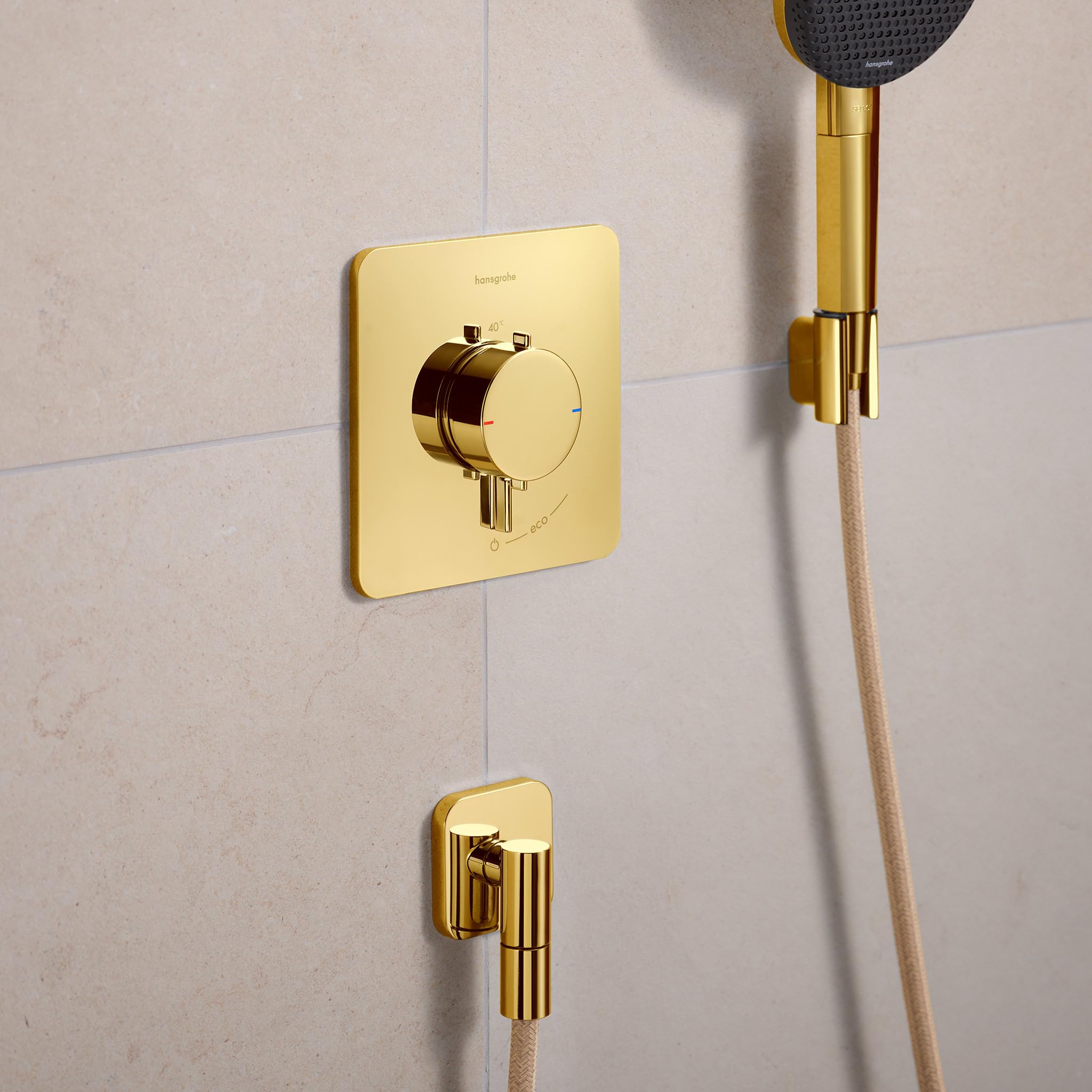 hansgrohe FixFit Fine Q - podłączenie węża prysznicowego, przyłącze ścienne z zaworem zwrotnym, przyłącze węża, kąt podłączenia węża, złoty optyczny polerowany, 28884990
