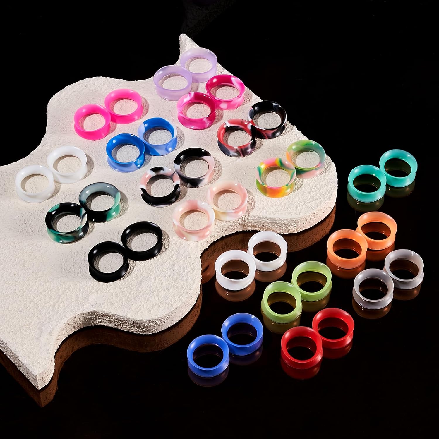 Oyaface 36 Pcs Soft Silicone Ear Gauges Kit Flesh Flexible Earring Tunnels Plugs Flared Earlets Stretchers Expander Piercing Jewelry, 6MM-25MM