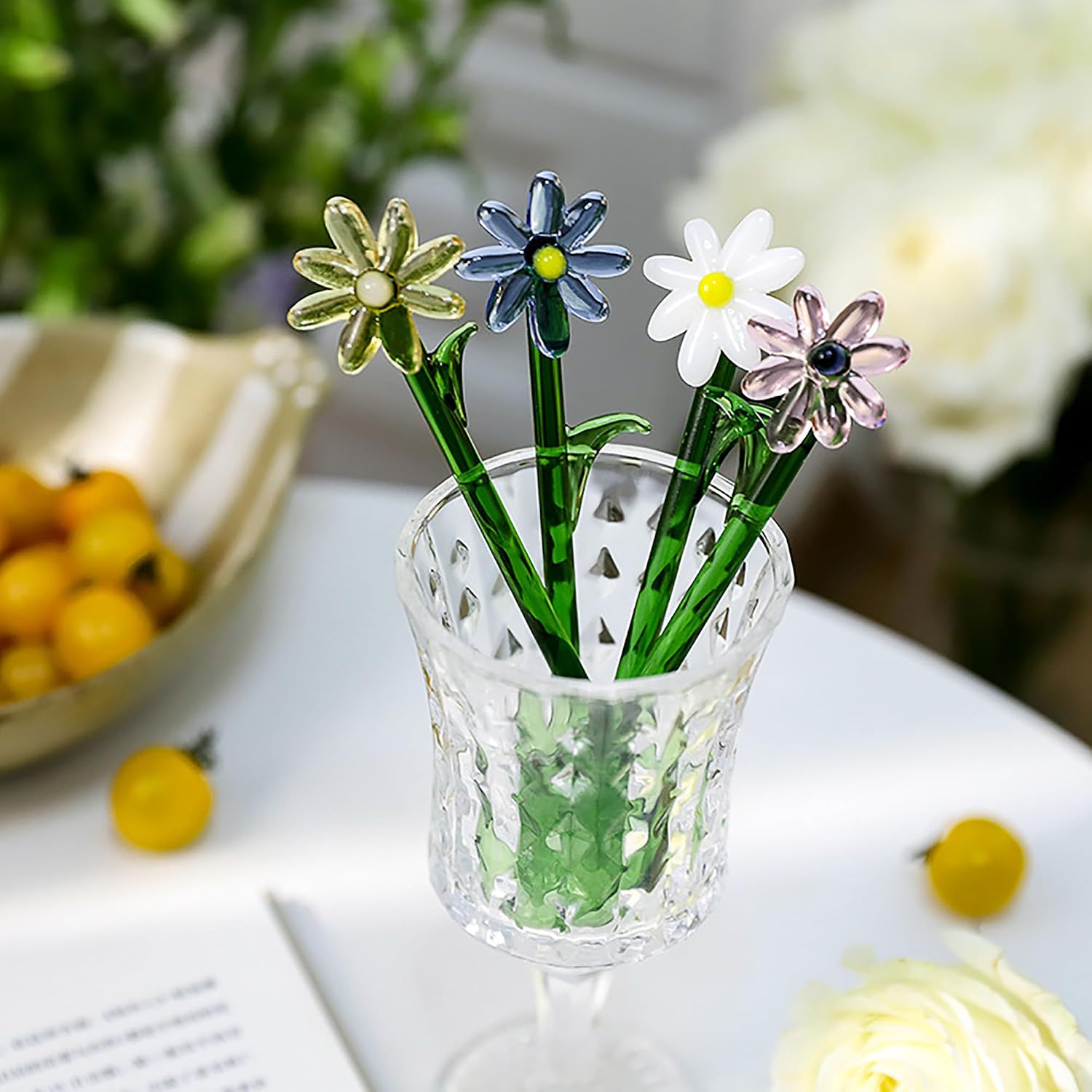 4 Pieces Glass Flower Coffee Spoons, 5.6 Inch Ice Tea Drink Juice Flower Stirring Spoon Dessert Ice Cream Salad Fruit Scoop Teaspoons Cocktail Stirrer for Tea Sugarfor Home Bar Party (4 Colors)