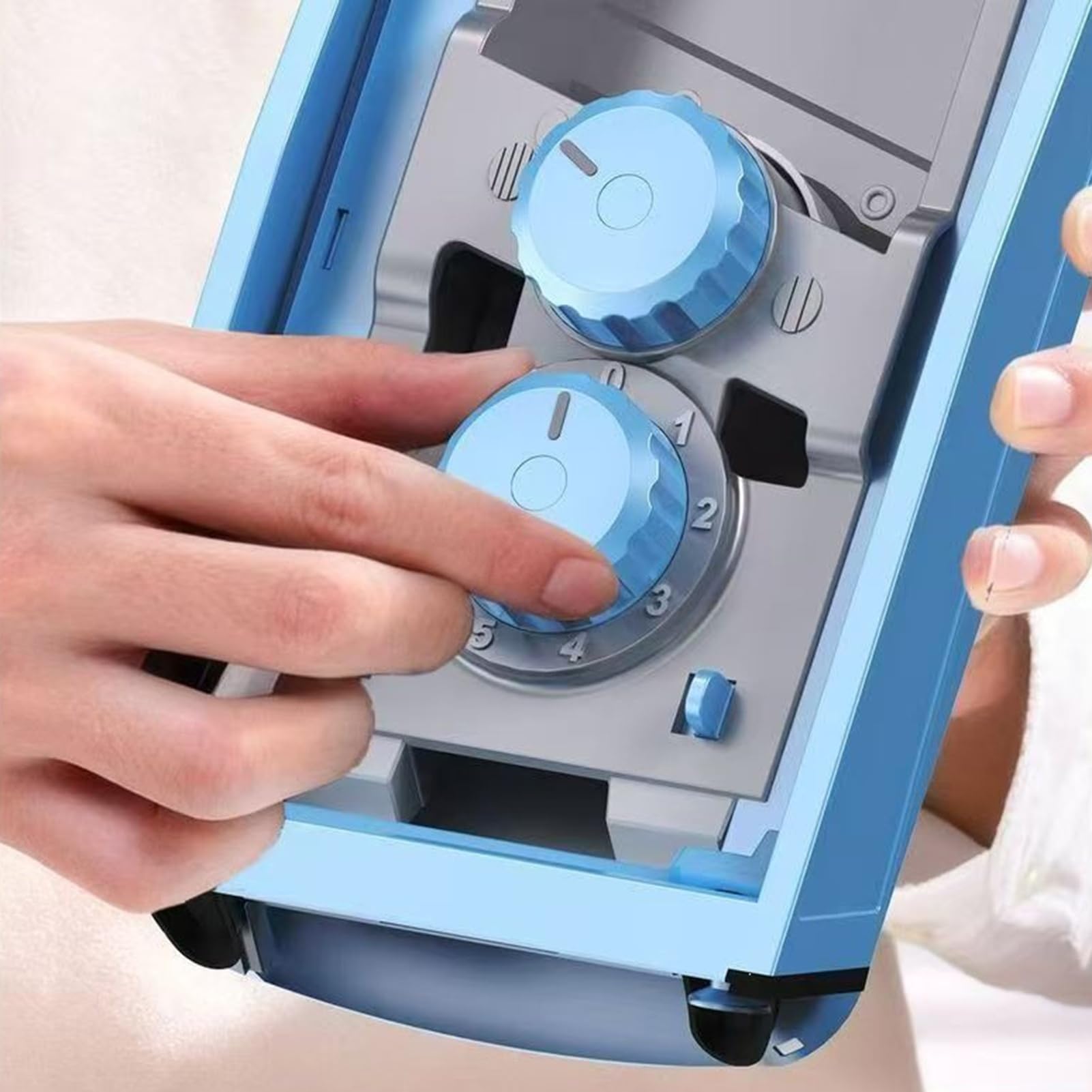 Multifunktionaler Gemüsehobel, Mandoline mit verstellbarer Schnittstärke