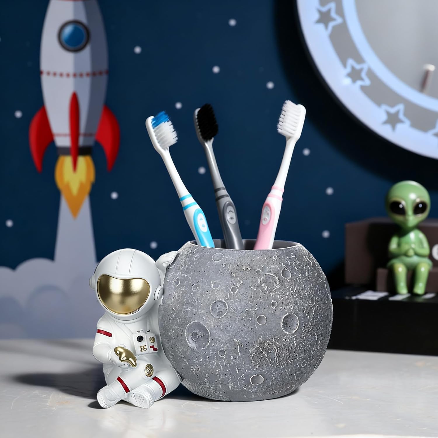 Astronaut Toothbrush Holders for Bathrooms Cute Space Astronaut Pen Holder Easy to Clean Toothbrush and Toothpaste Holder for Bathroom Organizer and Accessories Office Desk Supplies