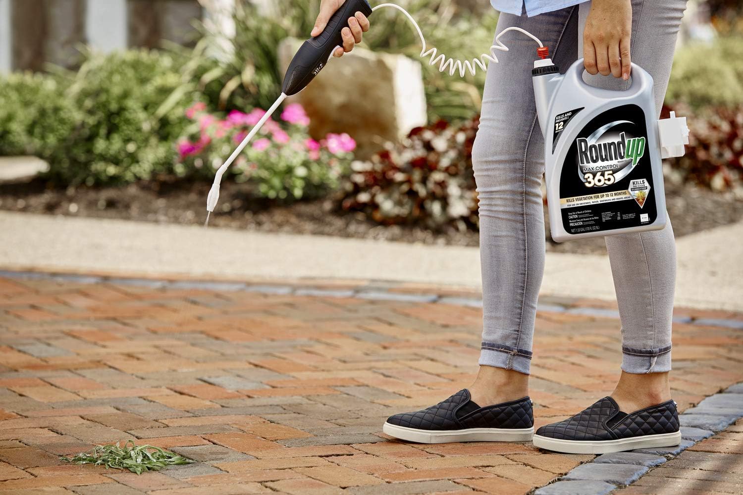 Roundup Ready-To-Use Max Control 365 with Comfort Wand, 1.33 gal.