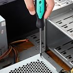 Amazon Basics Magnetic Screwdrivers Set, Includes Phillips, Slotted, Torx, Square, and Stubby Screwdrivers, 12-Piece Hand Tools Set, Turquoise
