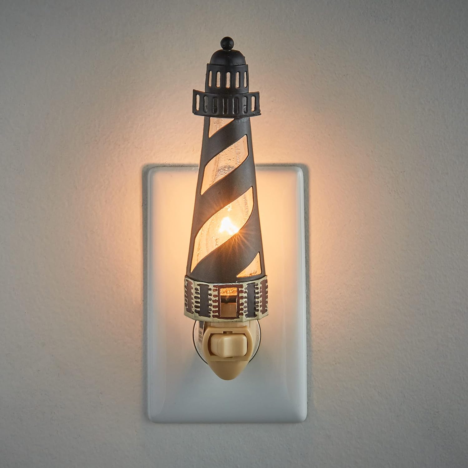 Park Designs Cape Hatteras Night Light | Plug in Coastal Lighthouse Accent Lamp with 5 Watt Bulb | Nautical Metal Outlet Lighting for Hallway, Stairway, Kitchen, Bedroom, and Beach House Decor