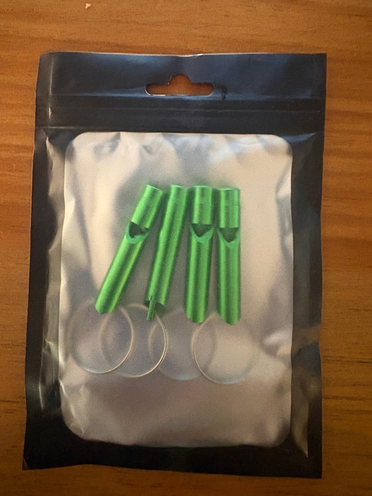 4 Silbatos de Emergencia de Aluminio con Anilla para Colgar, Silbato de Supervivencia Ligero y Resistente para Camping, Senderismo y Coche, Apito de Emergência