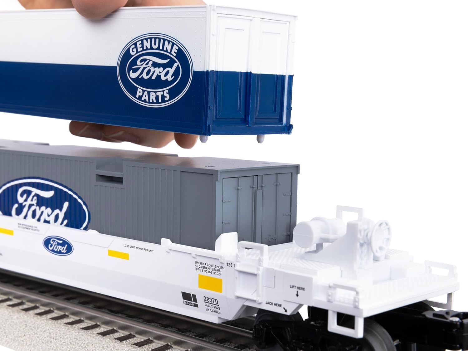 Lionel Ford Maxi Stack O Gauge Model Train Flatcar with Double Container Load