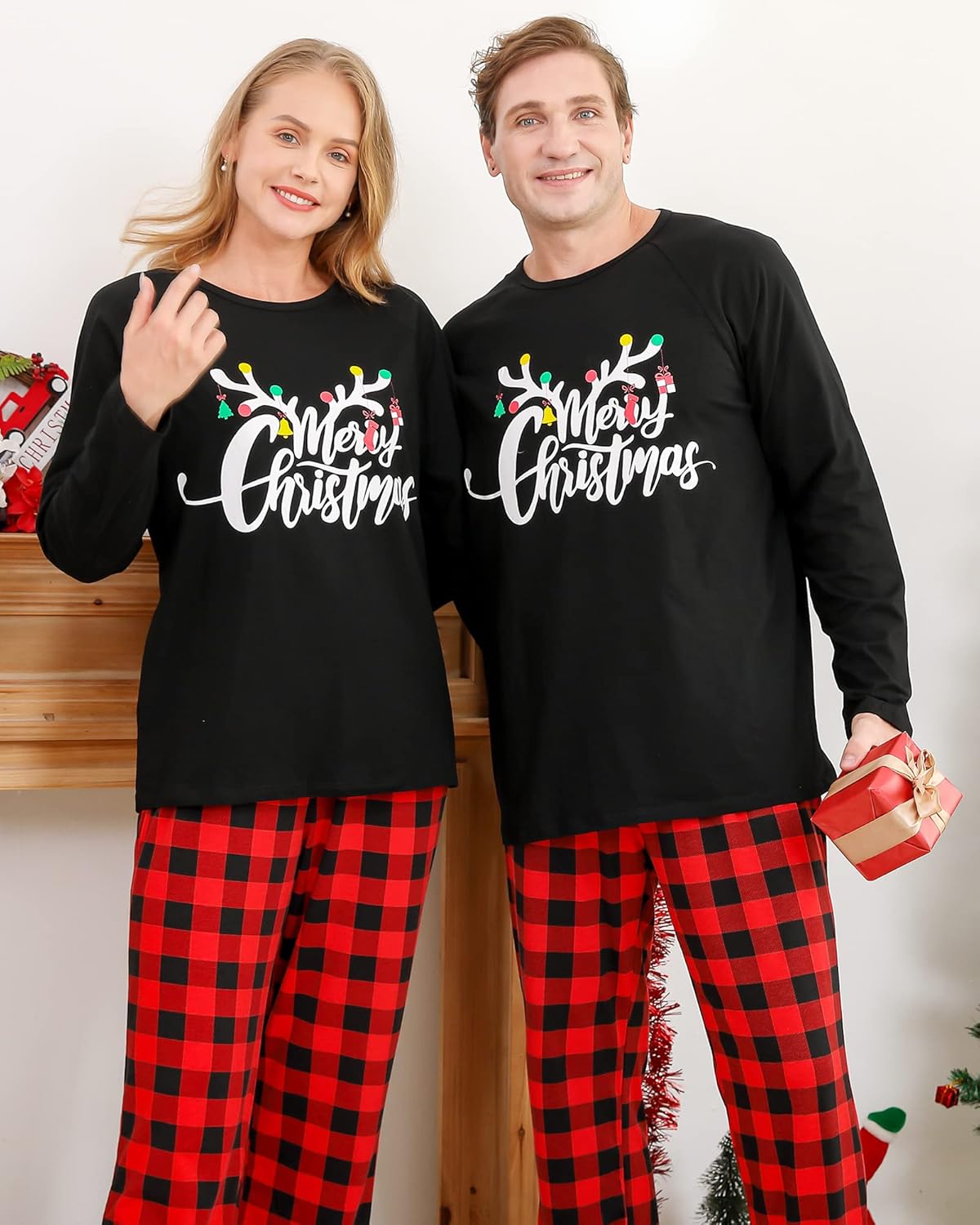Matching Christmas Pajamas for Couples Pjs Sets Adults Classic Plaid Xmas Sleepwear for Family Men and Women - Image 2