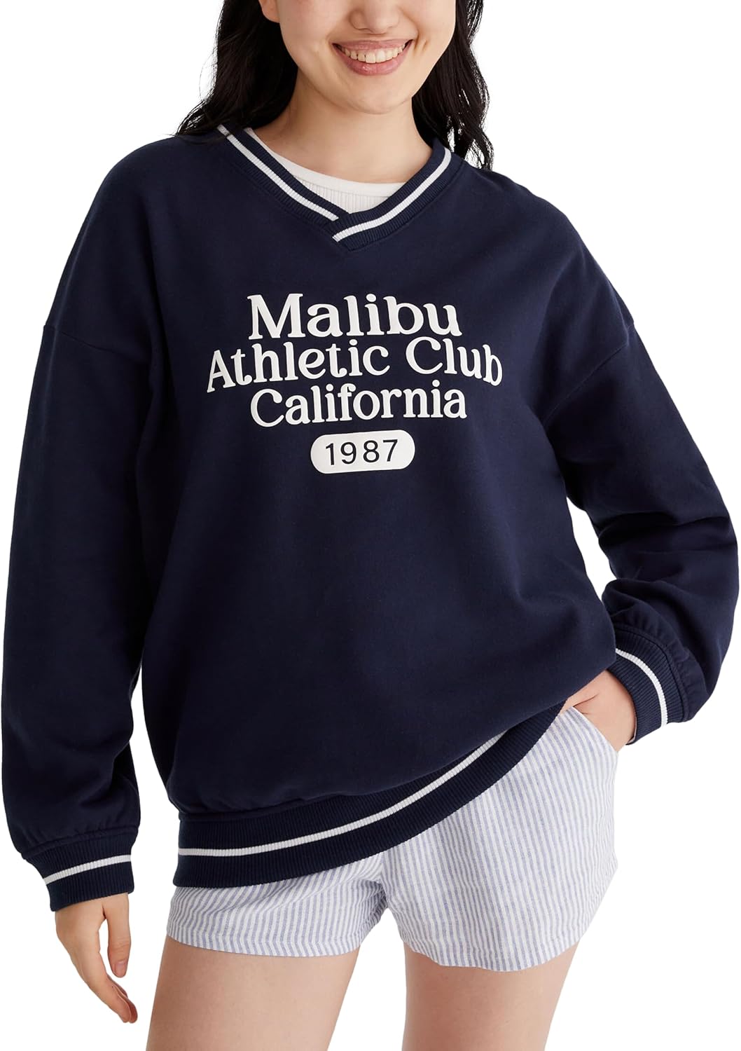 AEROPOSTALE Women's Malibu Athletic Oversized V-neck Sweatshirt
