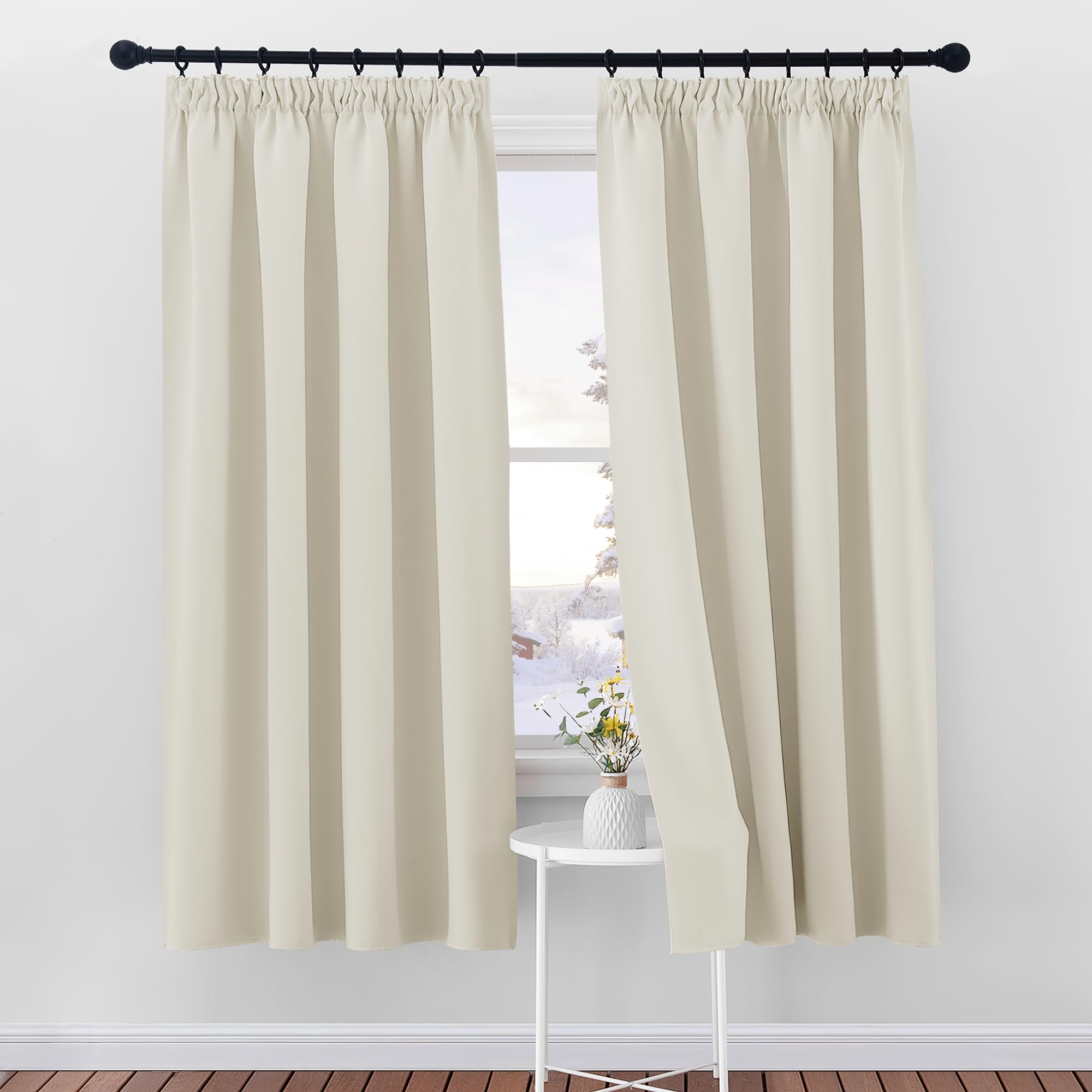 PONY DANCE Cortina Termica Aislante Frio y Calor Dormitorio Cortas, Cortinas Opacas Blackout para Salon Modernas 2 Piezas para Riel, 140x175 CM, Beige Claro