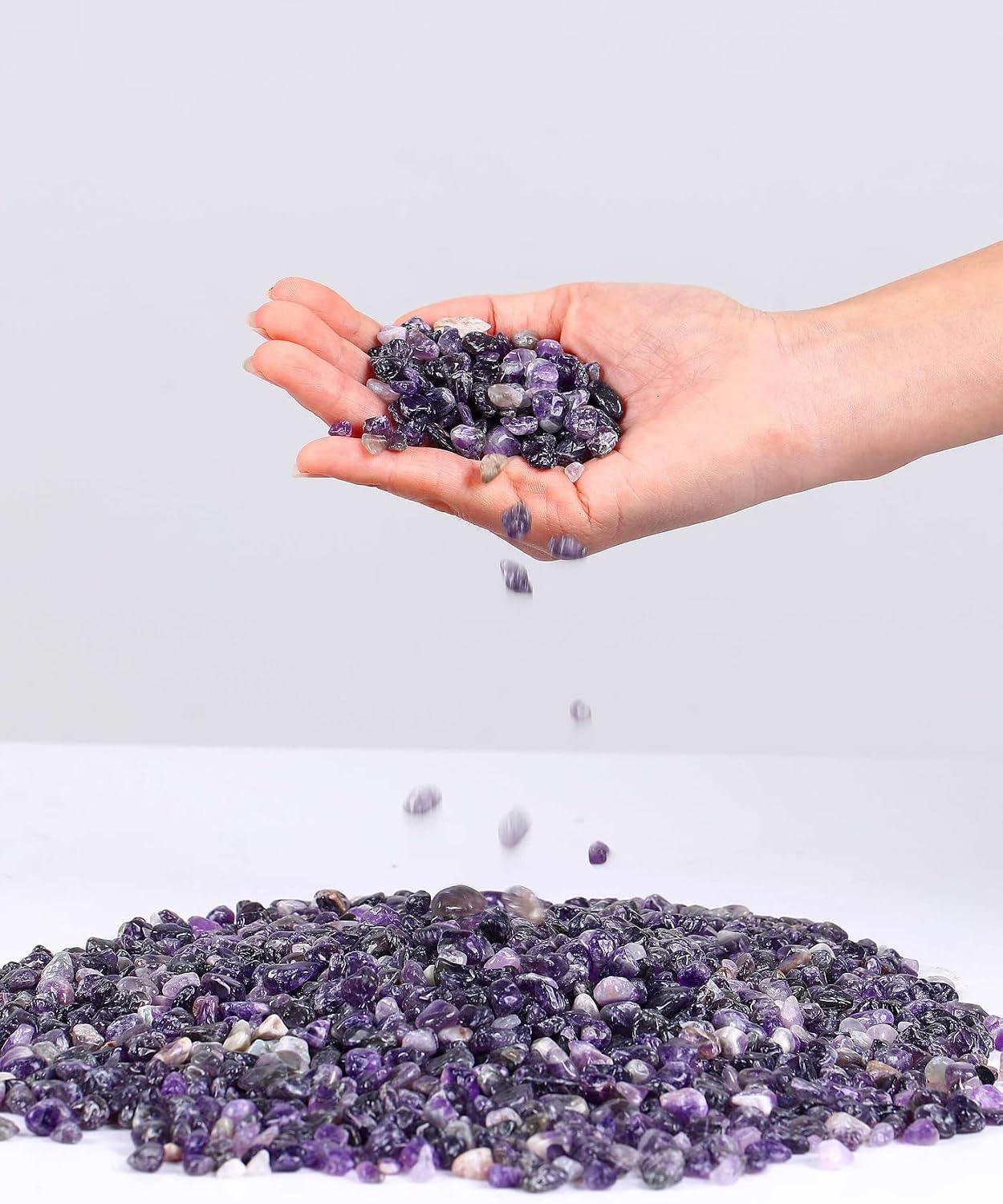 LAIDANLA 1lb/15.87oz Decorative Tumbled Gravel Amethyst Crystals Chip Polished Bulk Natural Gem Aquarium Gravel Rocks Pebbles Fish Tank Gravel Vase Filler Succulents Terrarium Supplies