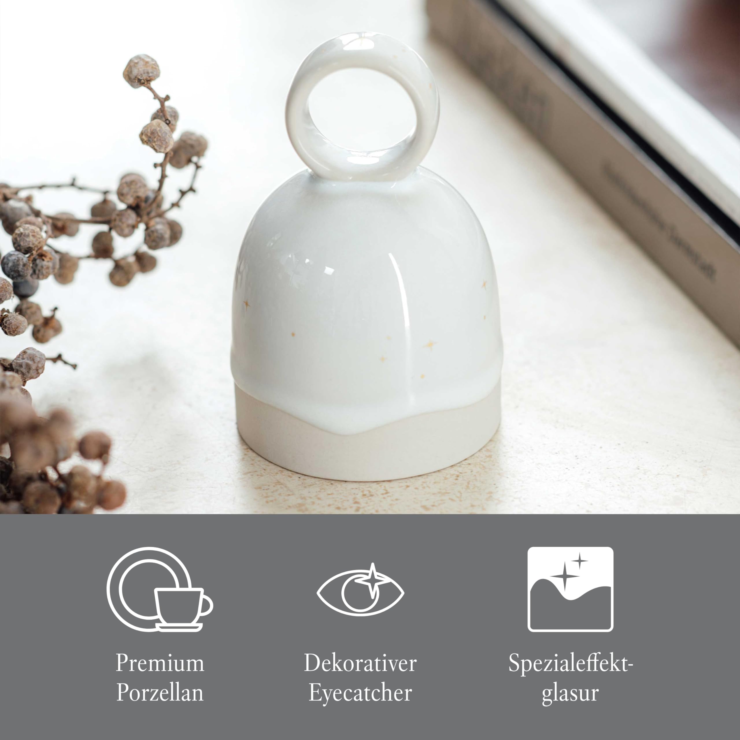 like. by Villeroy & Boch - Winter Glow desk bell, Christmas decoration in Premium Porcelain, White / Beige, Weiß / Beige - Image 3